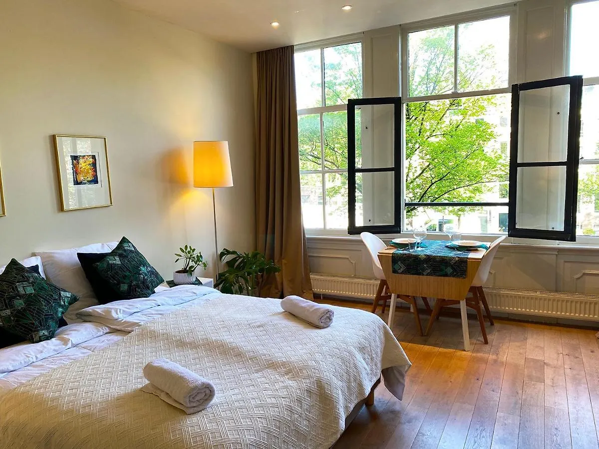 The Canalview Retreat Amsterdam Guest house
